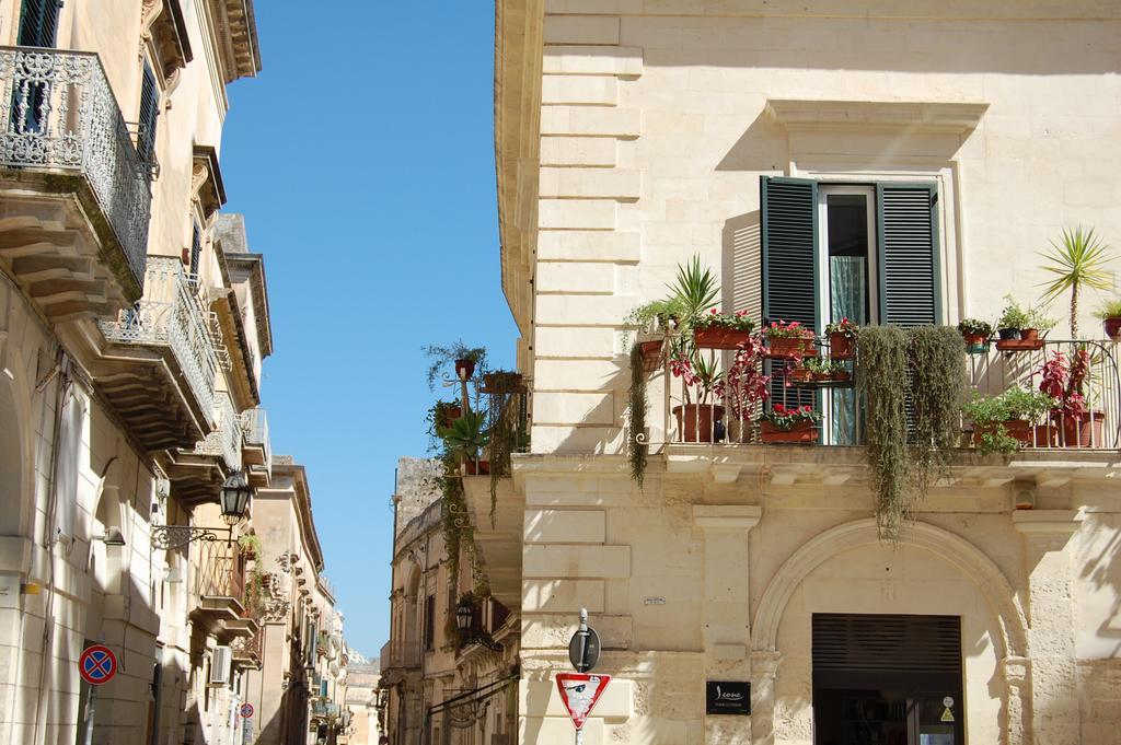 Apartament A Casa Di Francesca Lecce Zewnętrze zdjęcie