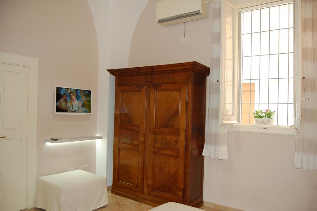 Apartament A Casa Di Francesca Lecce Zewnętrze zdjęcie